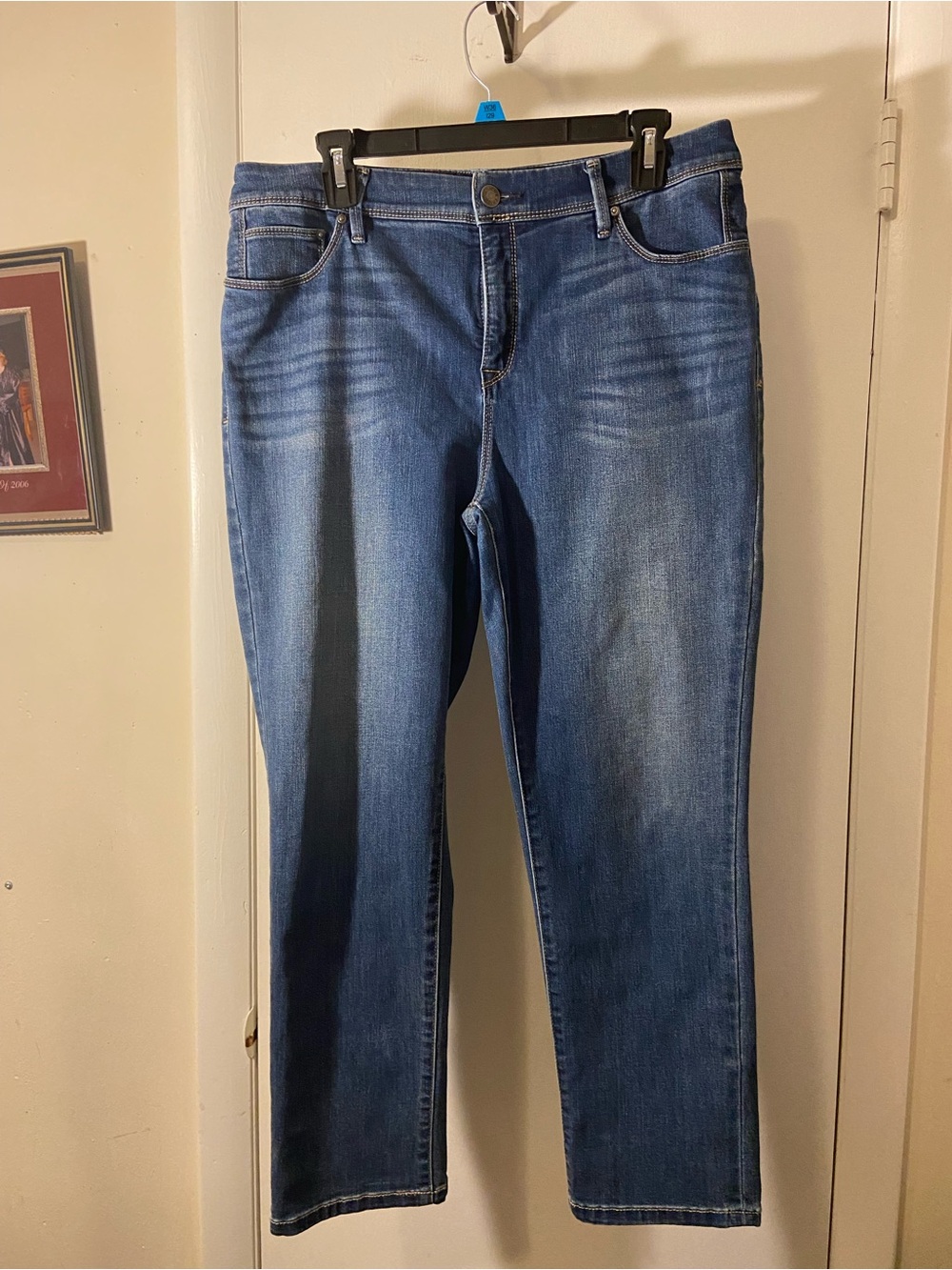Chico's Deep Blue Cropped Ankle Jeans